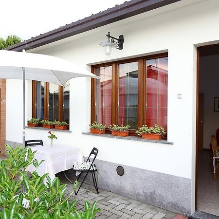 Holiday Home Fattoria Laghetto Merate Zimmer foto